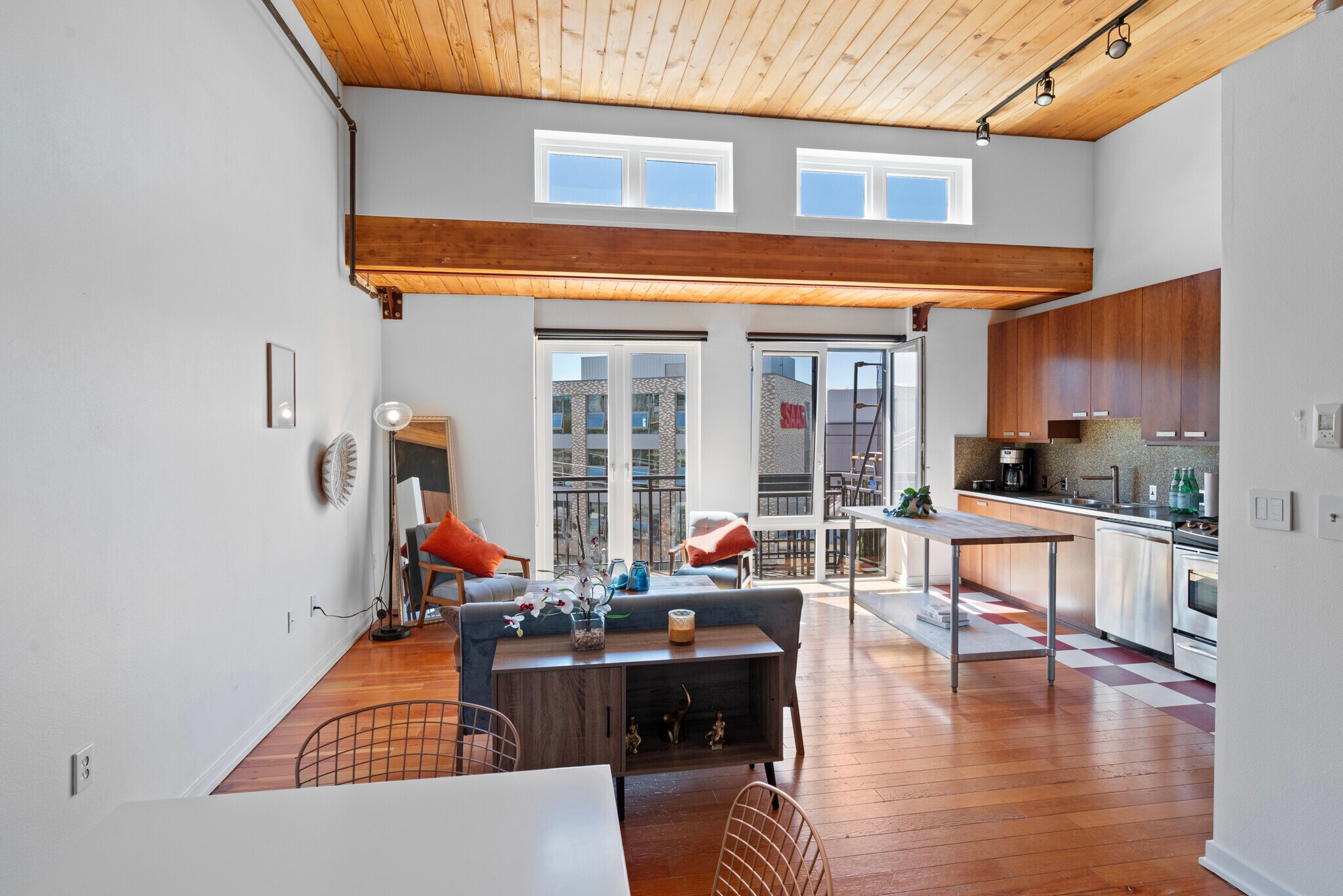 Building Photo - 1408 12th Ave