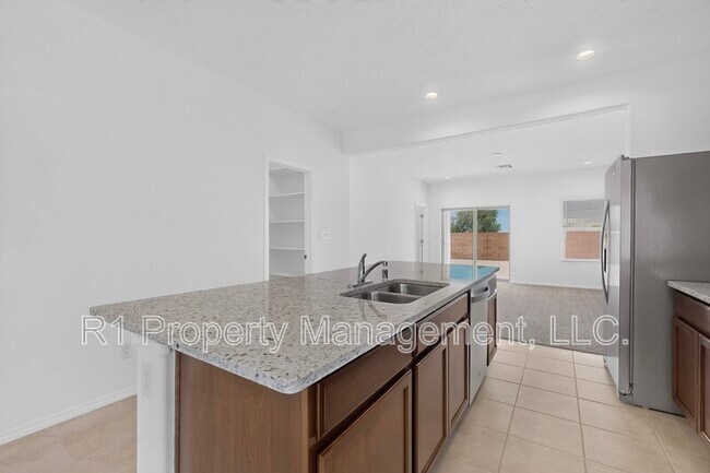 Building Photo - 280 Prism Ave SW