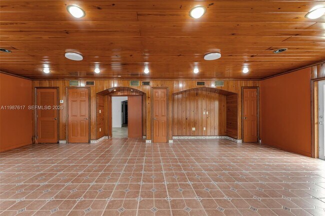 Building Photo - 9840 SW 60th St