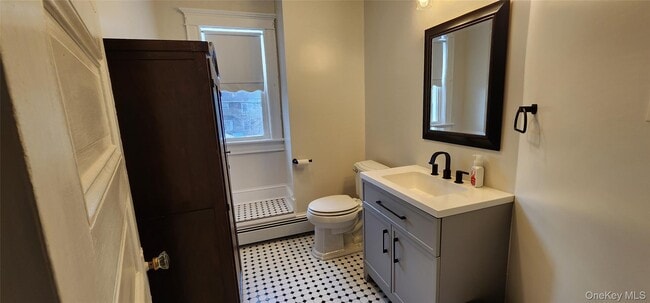 Building Photo - 25 Ferguson Ave