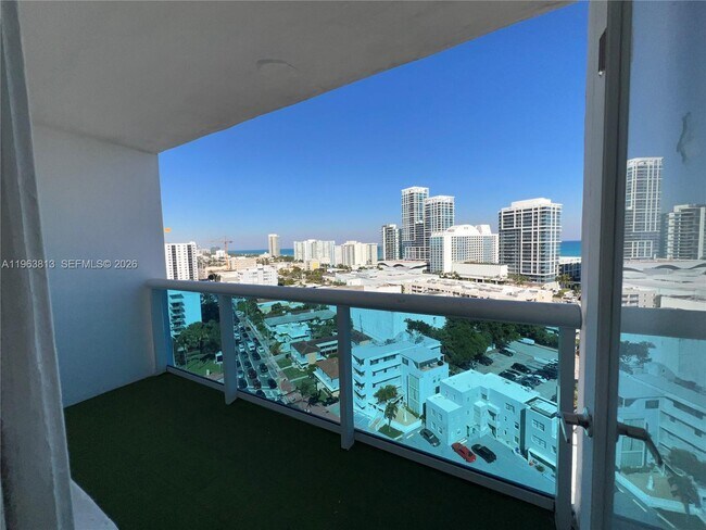 Building Photo - 6770 Indian Creek Dr