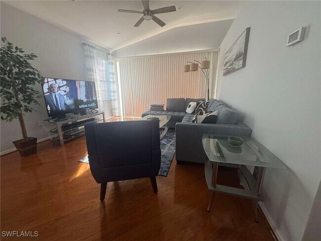 Building Photo - 6255 Wilshire Pines Cir