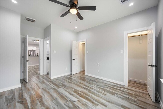 Building Photo - 784 Enterprise St