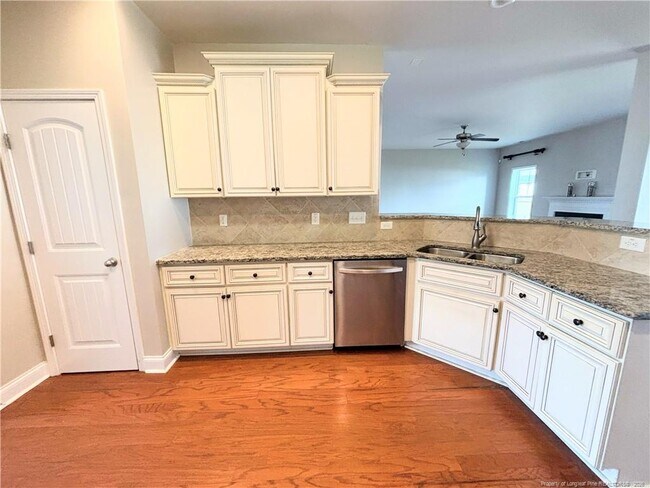 Building Photo - 951 Ronald Reagan Drive