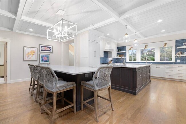 Building Photo - 46 Carnegie Heights Dr