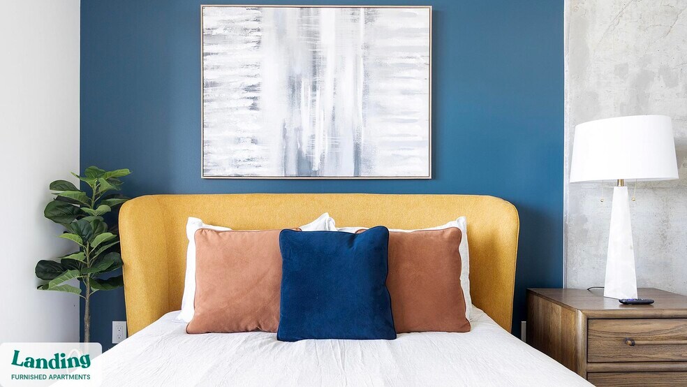 Building Photo - 221 Main St N