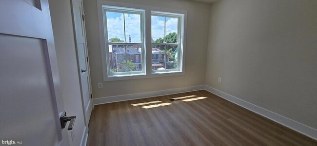 Building Photo - 8 Chapel Alley