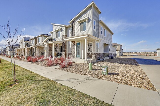 Building Photo - $2,550.00 - 3 Beds,2.5 Baths, Single Famil...