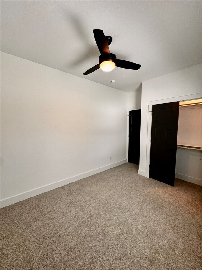 Building Photo - 8881 Williams Rd