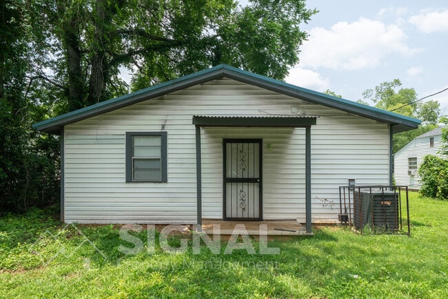 Building Photo - 1421 Rayfield Dr