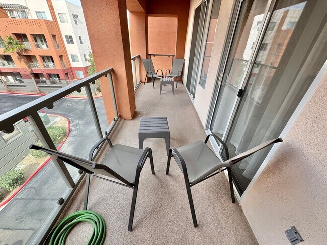 Building Photo - BRIGHT CONDO WITH BALCONY IN SOUTH LAS VEGAS