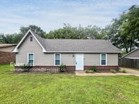 Building Photo - 6495 Heather Rd