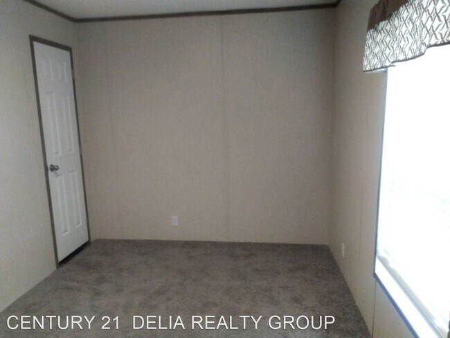 Building Photo - 3 br, 2 bath House - 1177 Rose Lee Lane
