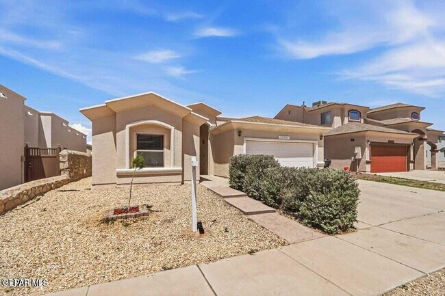 Building Photo - 13981 Flora Vista Ave