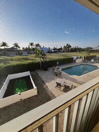 Building Photo - 5420 Chiquita Blvd S