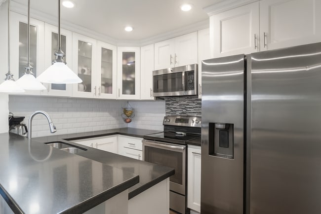 Building Photo - 2901 P337 |  Marina Monthly Rental | Month...