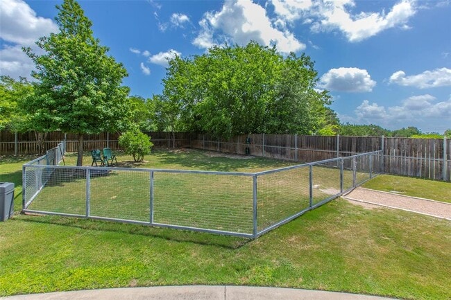 Building Photo - 7805 Cooper Ln