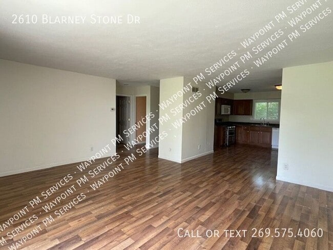 Primary Photo - 2610 Blarney Stone Dr