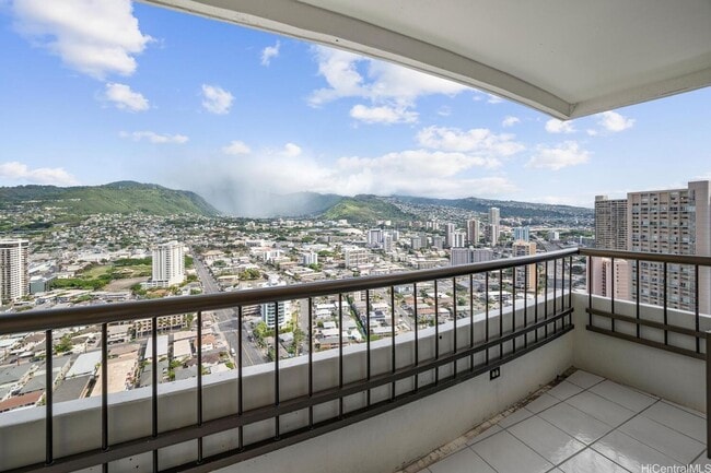 Building Photo - Marco Polo 2BD/2BA w/ 2 Parking and Views