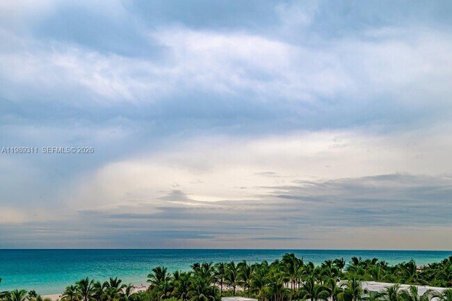 Building Photo - 2301 Collins Ave