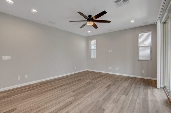 Building Photo - Beautifully Upgraded 4 Bedroom, Two Story ...