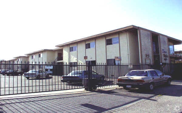 Building Photo - Casa Vista Apartments