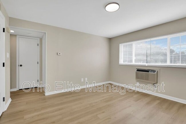 Building Photo - 1037 Binns Blvd