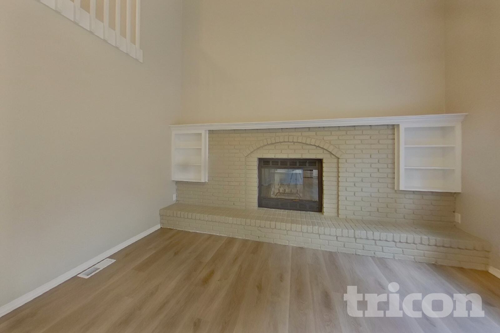 Building Photo - 6455 Montarbor Dr
