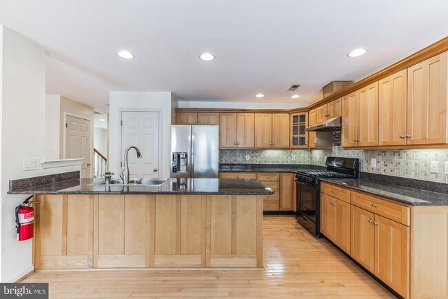 Building Photo - 4 Hogan Way