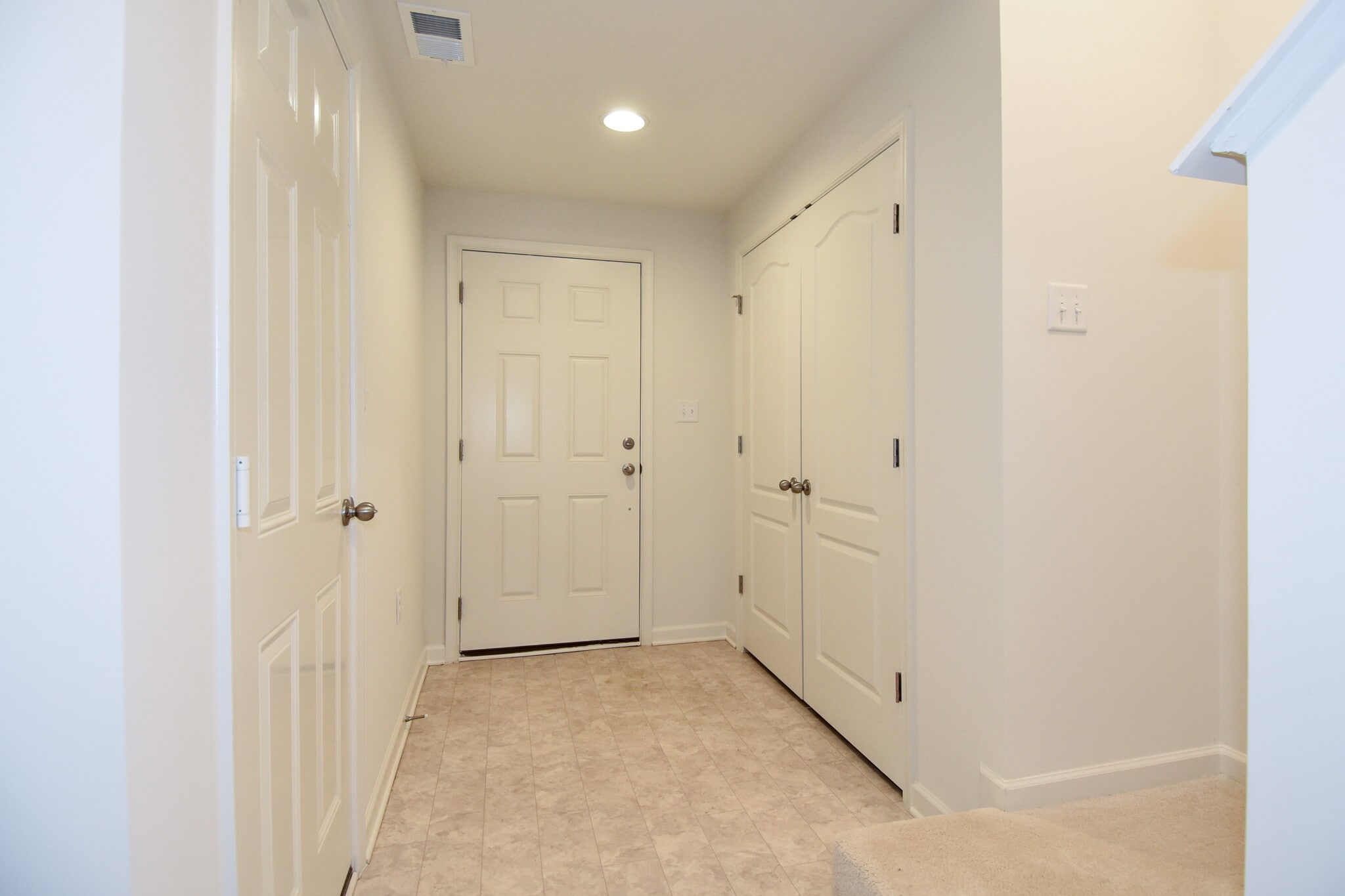 Building Photo - 11 Cecily Way