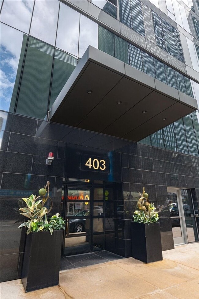 Building Photo - 403 N Wabash Ave