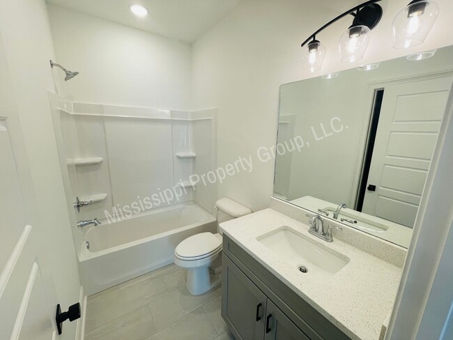 Building Photo - 3BD/3.5BA FOR RENT IN MEADOWCREST