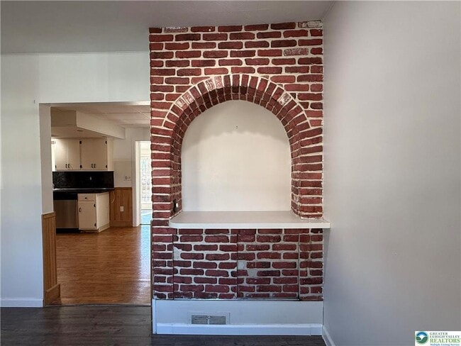 Building Photo - 1177 Arcadia St