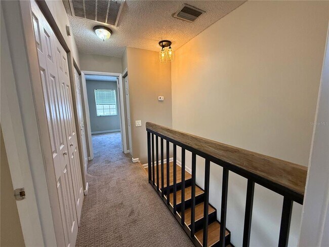 Building Photo - 4821 W McElroy Ave
