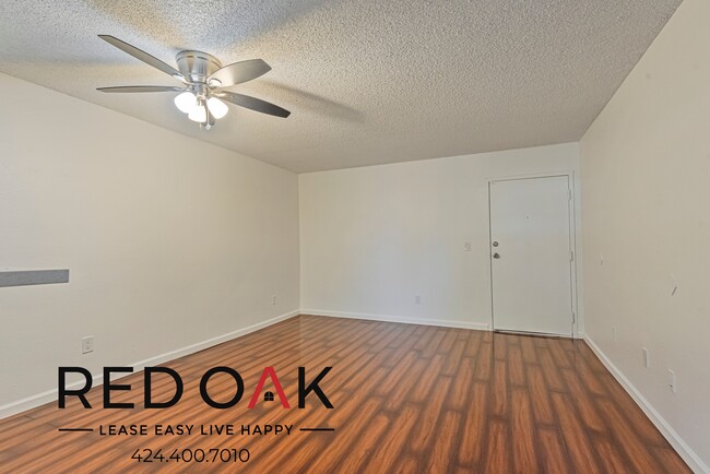 Building Photo - Now Pre-Leasing ~ Captivating One Bedroom ...