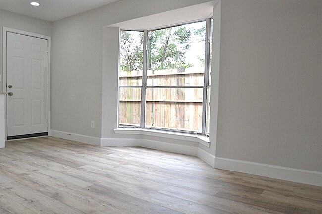 Building Photo - 4527 Adonis Dr