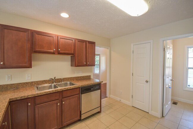 Building Photo - 217 Rolling Stone Ct