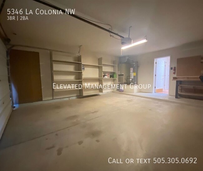 Building Photo - 5346 La Colonia Dr NW