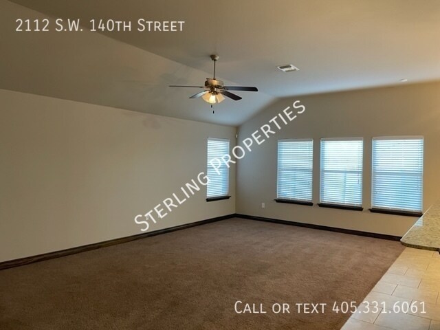 Building Photo - 2112 SW 140th St