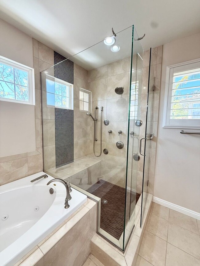 Building Photo - Gated 4 Bedroom 3 1/2 Bath Two Story Home