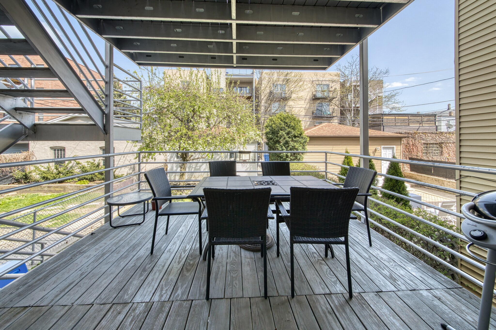 Building Photo - 2715 N Marshfield Ave