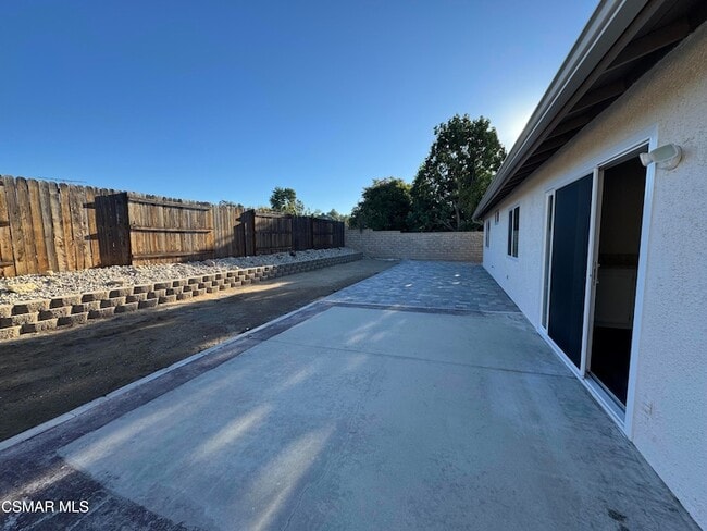 Building Photo - 14353 Loyola St