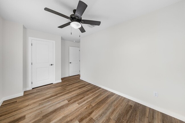 Building Photo - Brand New, Modern, and Ready for You in Temple, TX!