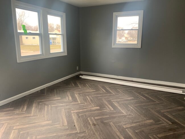 Building Photo - 26089 Lehigh St