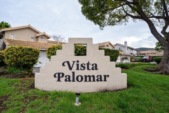 Building Photo - 1304 Palomar Pl