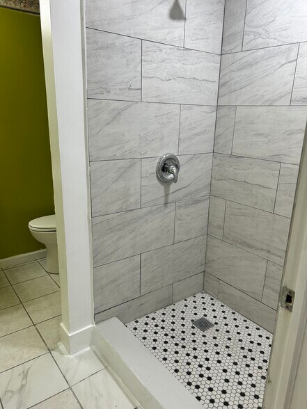 Building Photo - 50 Grand St