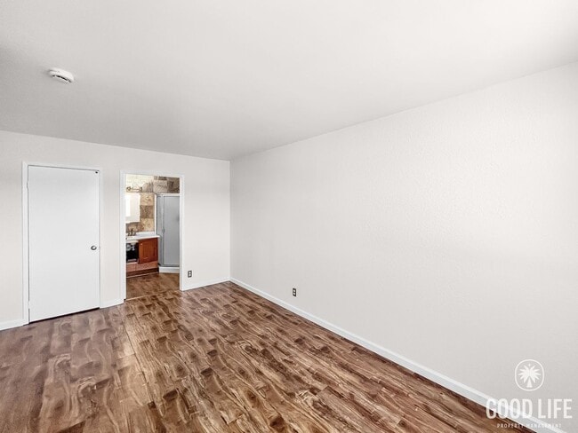 Building Photo - Beautiful 2B 2BA Condo in Point Loma w/ Re...