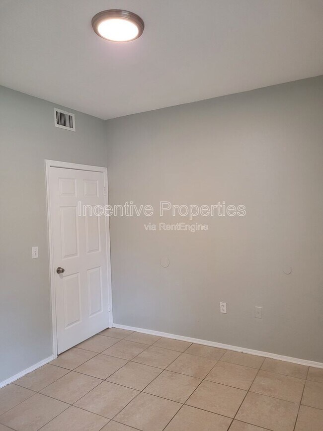 Building Photo - 2624 Robert Trent Jones Dr