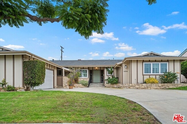 Building Photo - 6204 S Corning Ave