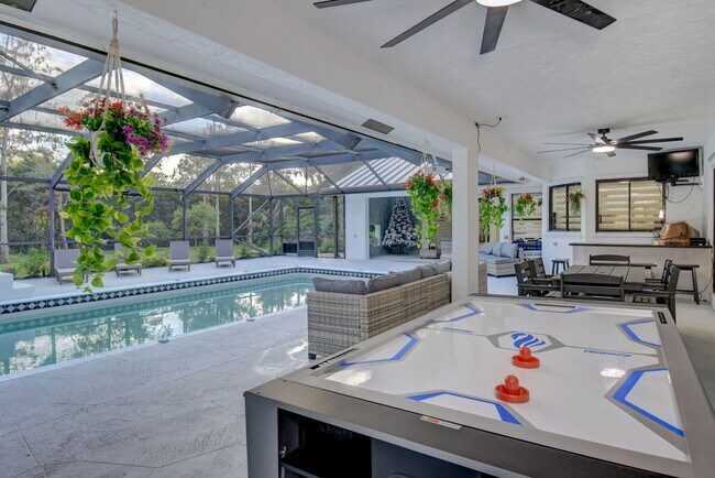 Building Photo - 13302 Doubletree Cir